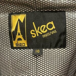 EUC SKEA WOMENS SIZE 16 SKI COAT WITH FUR COLLAR